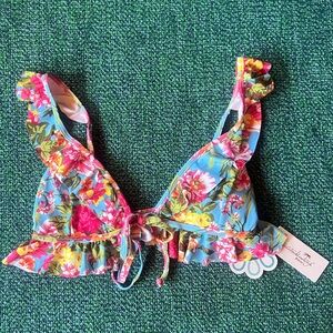 NEW Floral Ruffle Bikini Top